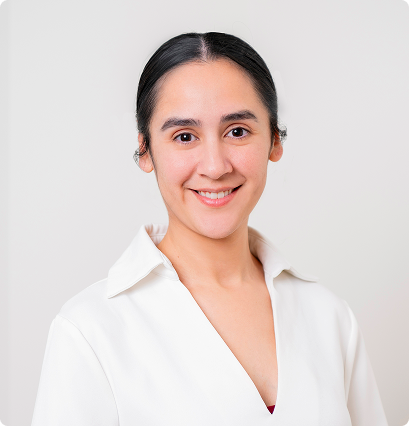 Portrait of Esther Moreno, Administrative Coordinator at Retina Vision Consultants